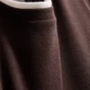 Tricou cu guler rotund, cu două straturi