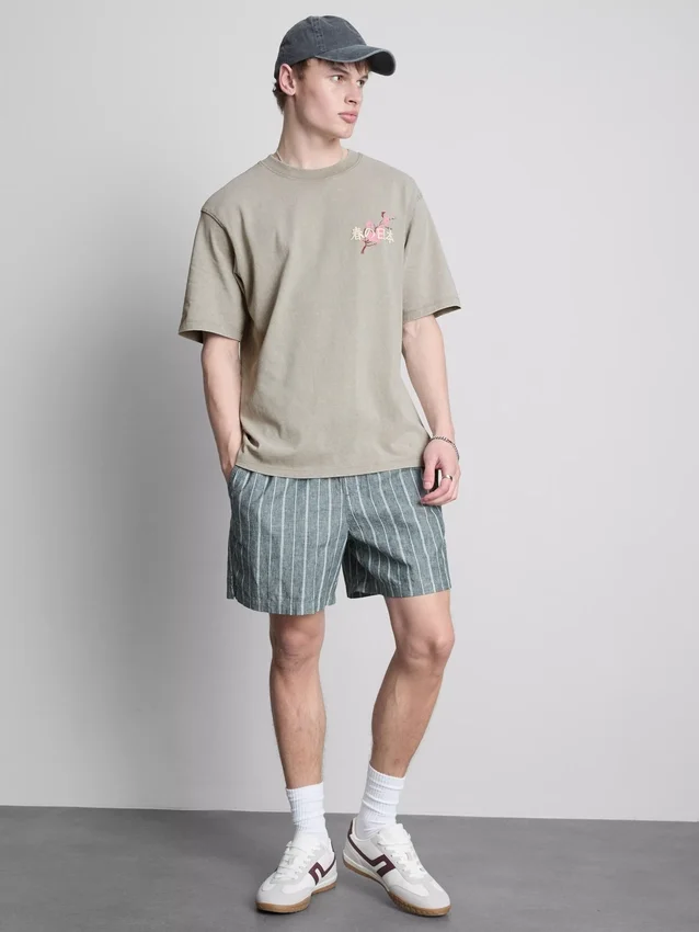 Tricou cu imprimeu japonez spălat Tricou cu imprimeu japonez spălat