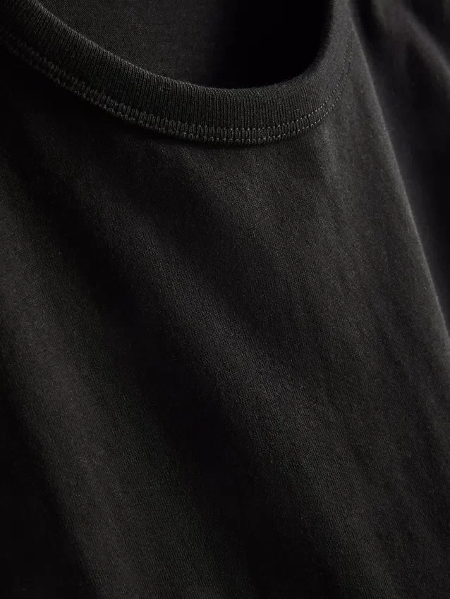 Tricou cu mâneci scurte, croială lejeră Tricou cu mâneci scurte, croială lejeră
