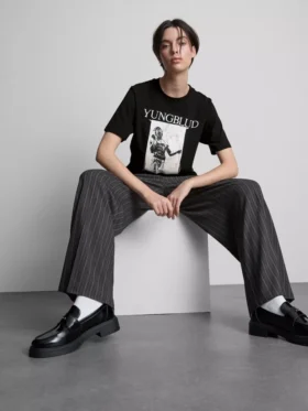 Tricou cu mâneci scurte și imprimeu Yungblud