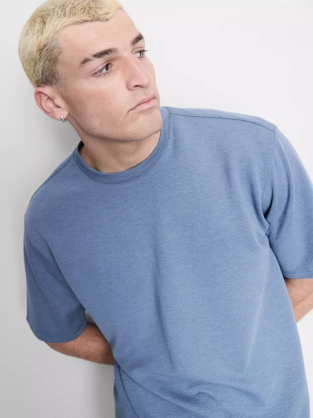 Tricou cu mâneci scurte texturat Tricou cu mâneci scurte texturat