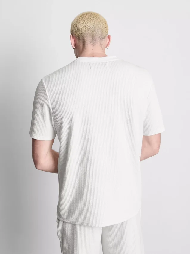Tricou cu mâneci scurte texturat Tricou cu mâneci scurte texturat