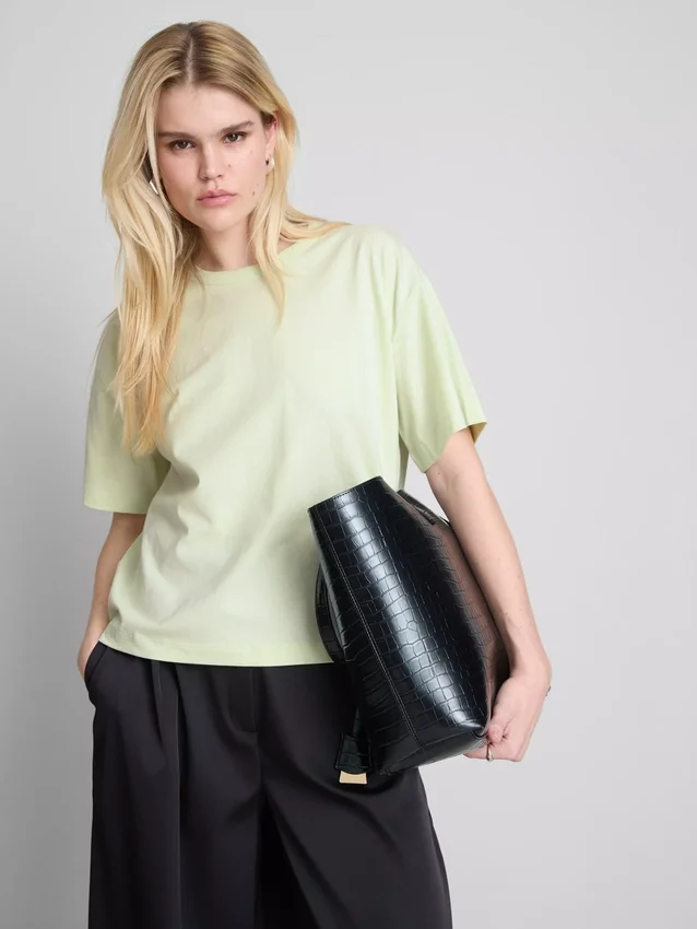 Tricou din bumbac cu guler rotund și croială dreptă Tricou din bumbac cu guler rotund și croială dreptă