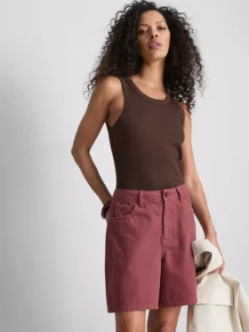 Tricou fără mâneci cu spate în formă de „racerback”, cu nervuri, cu conținut ridicat de bumbac