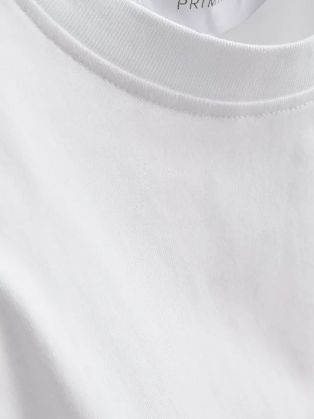 Tricou fără mâneci, cu umeri căptușiți Tricou fără mâneci, cu umeri căptușiți