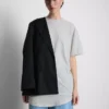 Tricou lung cu buzunar aplicat Tricou lung cu buzunar aplicat