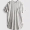 Tricou lung cu buzunar aplicat Tricou lung cu buzunar aplicat