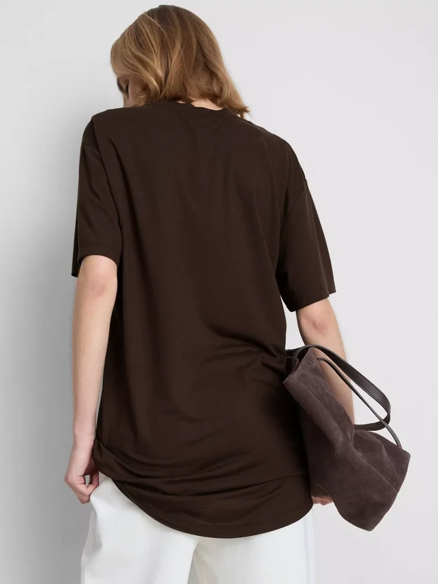 Tricou lung cu guler rotund Tricou lung cu guler rotund