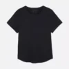 Tricou performant cu tiv curbat Tricou performant cu tiv curbat