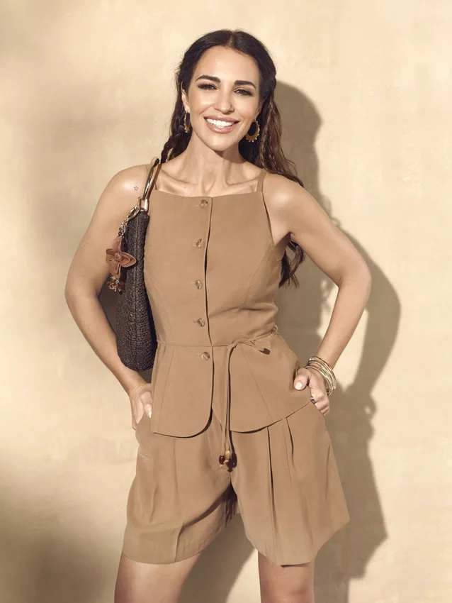 Vestă cu tiv peplum Paula Echevarría Vestă cu tiv peplum Paula Echevarría